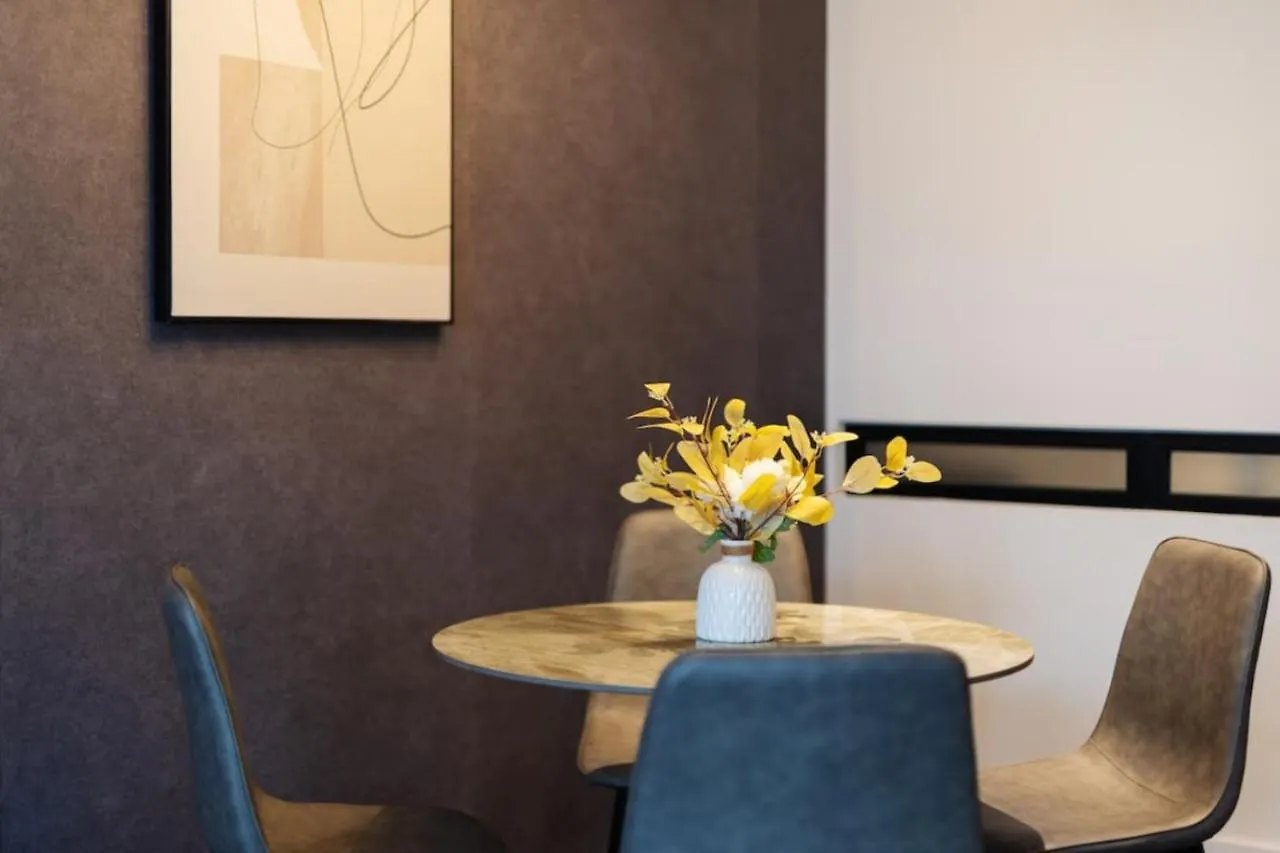 Scarletz Suites Klcc Twin Tower By Purple Orchid Kuala Lumpur 0*,